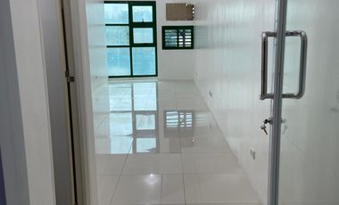 For Rent Commercial Unit At Symphony Tower 2