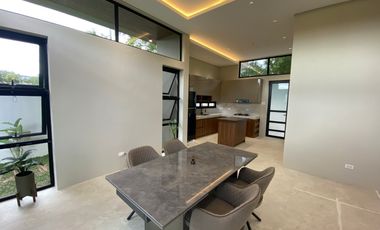 WOODRIDGE HEIGHTS Marikina Brand New house for Sale