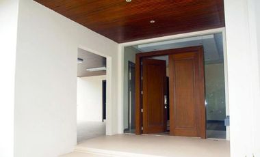 Luxury 4 Bedroom House and Lot for Rent in Dasmarinas Village, Makati City