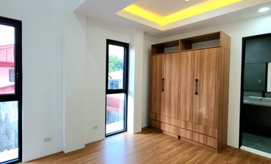 For Sale: Brand New Modern House With Swimming Pool in BF Homes Parañaque