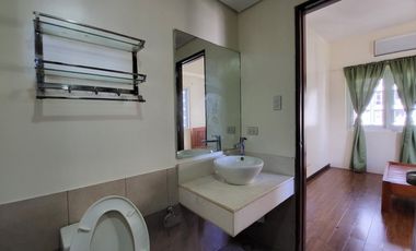 3 Bedroom with Balcony with Parking slot in Sonata Private Residences