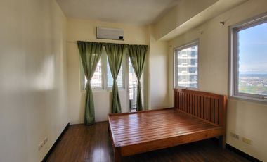 3 Bedroom with Balcony with Parking slot in Sonata Private Residences