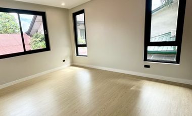For Sale: Brand New Elegant Modern House in BF Homes Parañaque