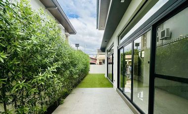 For Sale: Brand New Elegant Modern House in BF Homes Parañaque