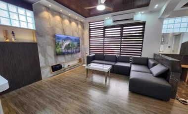 For Sale: Modern Contemporary 5 bedroom Home near Clark, Angeles
