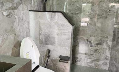 For Sale: Modern Contemporary 5 bedroom Home near Clark, Angeles