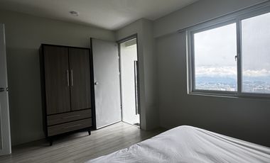Own a stunning townhouse with breathtaking mountain and sunrise views!