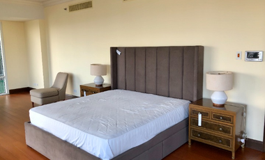 3 Bedroom Condominium Unit For Sale in Discovery Primea, Makati City