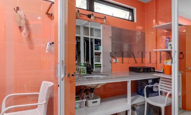 5-Bedroom House for Sale in Hillsborough, Alabang, Cupang, Muntinlupa