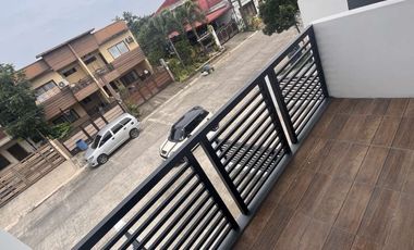 For Sale: Village East Cainta Townhouses