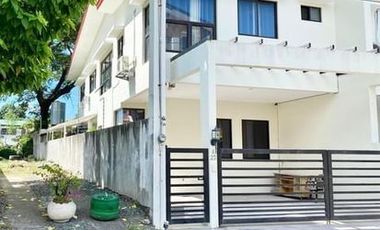 Modern House For Rent at BF Homes, Parañaque City, Metro Manila