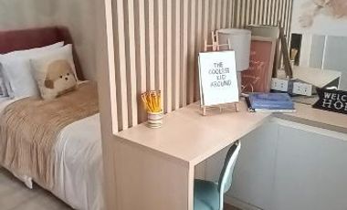 3BR Executive Condominium in Paranaque with 2 carport!!! For as low as 50k DP!!