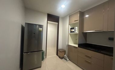 FOR RENT: 2 Bedroom 149sqm Condo Unit with Maids Room in BGC, Taguig - Grand Hyatt South Tower