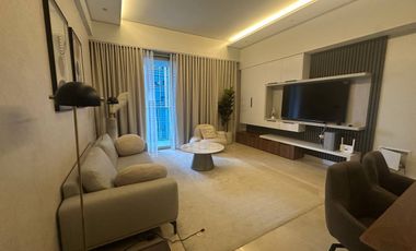 FOR RENT: 2 Bedroom 149sqm Condo Unit with Maids Room in BGC, Taguig - Grand Hyatt South Tower