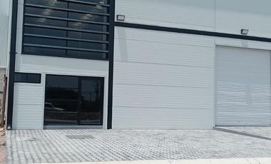 Bodega comercial en  RENTA