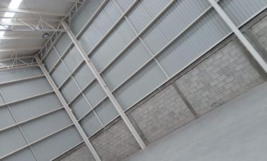 Bodega comercial en  RENTA