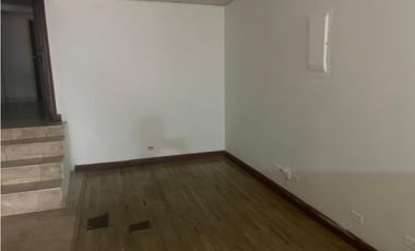 Venta o alqiiler de oficina en Marbella (PH Twin Tower) GTA