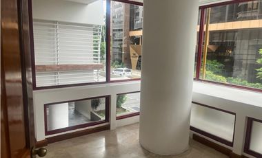 Venta o alqiiler de oficina en Marbella (PH Twin Tower) GTA