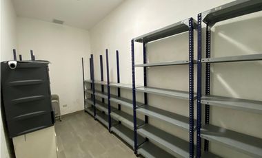 CONDADO DEL REY /  LOCAL COMERCIAL / CENTENNIAL / 106M / 5 DIVISIONES