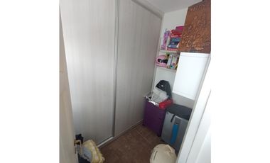 DEPTO 3 AMB con dependencia todo el frente con balcon