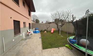 VENTA CHALET (5) AMB. RETASADO APTO CREDITO - LOS PINARES