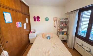 VENTA CHALET (5) AMB. RETASADO APTO CREDITO - LOS PINARES