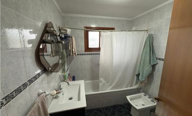 VENTA CHALET (5) AMB. RETASADO APTO CREDITO - LOS PINARES