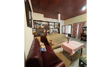Casa en Alquiler - 20 de Febrero al 1200