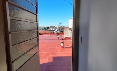 Triplex en alquiler en Remedios de Escalada Este