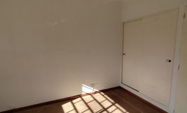 Triplex en alquiler en Remedios de Escalada Este