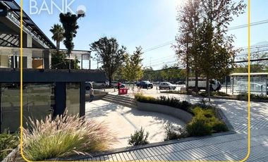 Local Comercial en Arriendo en Av. Vitacura 8585