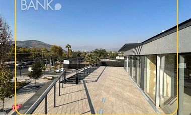 Local Comercial en Arriendo en Av. Vitacura 8585