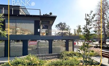 Local Comercial en Arriendo en Av. Vitacura 8585