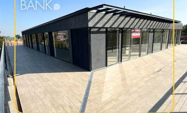 Local Comercial en Arriendo en Av. Vitacura 8585