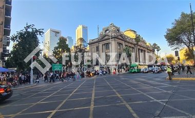Oficina en Venta en Metro Santa Lucia