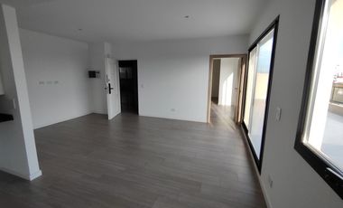 Departamento 2 amb. con terraza en venta a estrenar en viIla Santa Rita.