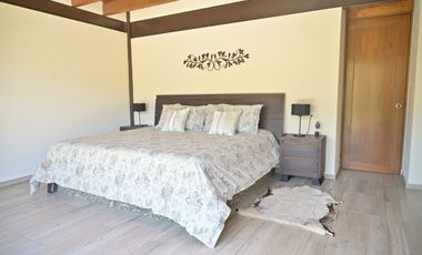 Casa en venta en Valle de Bravo, dentro del Hotel Loto Azul