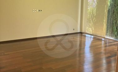 Casa en renta en Lomas Country Club