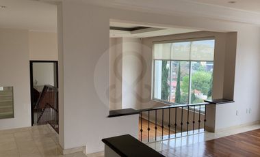 Casa en renta en Lomas Country Club