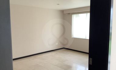 Casa en renta en Lomas Country Club
