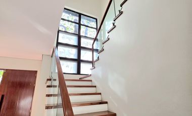 For Sale: Brand New Exquisite Corner House in BF Homes Parañaque