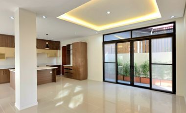 For Sale: Brand New Exquisite Corner House in BF Homes Parañaque