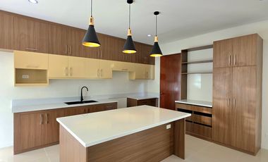 For Sale: Brand New Exquisite Corner House in BF Homes Parañaque