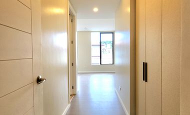 For Sale: Brand New Elegant Modern House With Elevator in BF Homes Parañaque