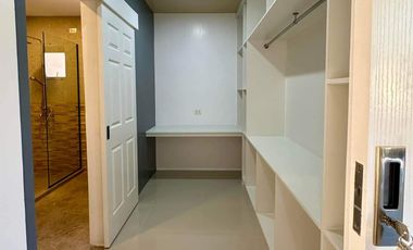 For Sale: Brand New Modern House With Swimming Pool in BF Homes Parañaque