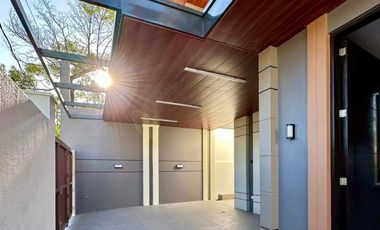 For Sale: Brand New Modern House With Swimming Pool in BF Homes Parañaque