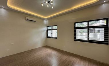 BUNGALOW FOR SALE W/ DIPPING POOL FOR SALE IN ANGELES CITY