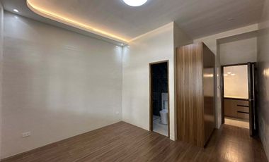 BUNGALOW FOR SALE W/ DIPPING POOL FOR SALE IN ANGELES CITY
