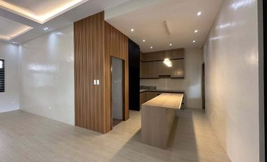 BUNGALOW FOR SALE W/ DIPPING POOL FOR SALE IN ANGELES CITY