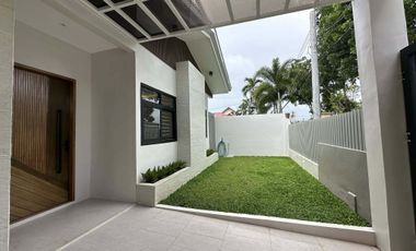 BUNGALOW FOR SALE W/ DIPPING POOL FOR SALE IN ANGELES CITY